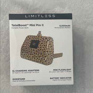 TotalBoost Mini Pro II Portable Power Bank - Gold